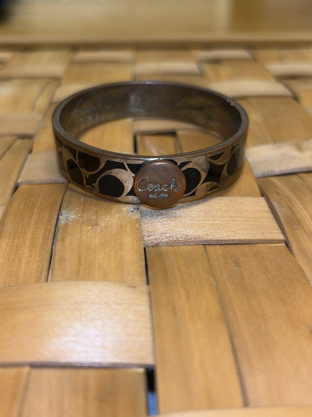 Y2K Era Coach Women's Brown and Black Signature Bangle Bracelet